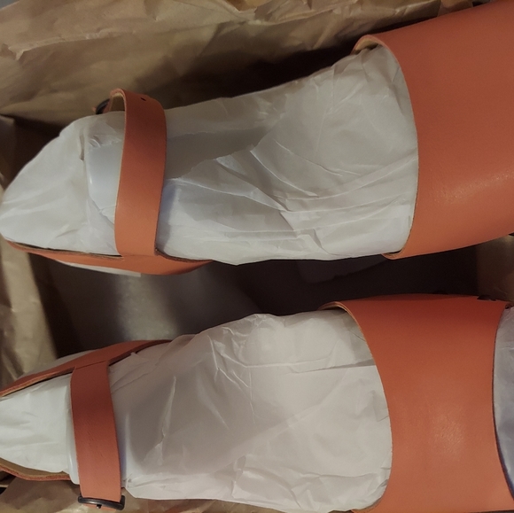 NIB Lucky Brand Zashti Wedge Sandals - Picture 13 of 13